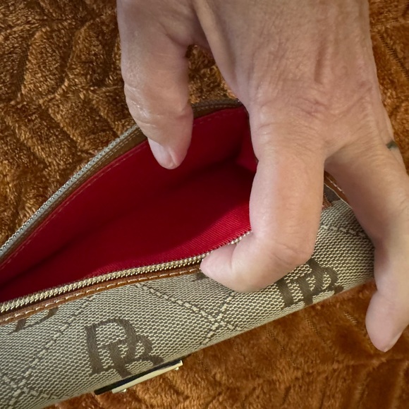 Dooney & Bourke Brown and Tan Women's /Satchel/Crossbody and Wallet Set - Picture 12 of 13